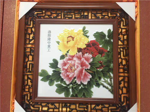 牡丹花唐三彩